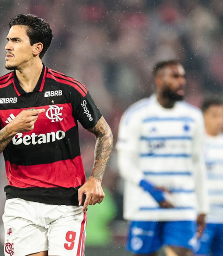 Flamengo vence Cruzeiro com gols de Pedro e Carrascal