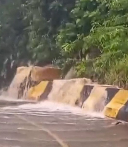 Litoral e região leste de SP têm alerta de perigo para chuvas intensas