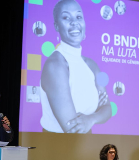 BNDES reduz taxa de juros em empréstimos para mulheres de cooperativas