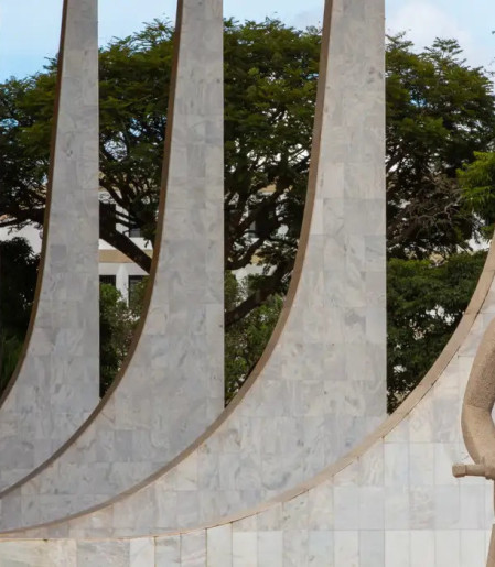 Mendonça e Fux votam por manter Vorcaro preso preventivamente 