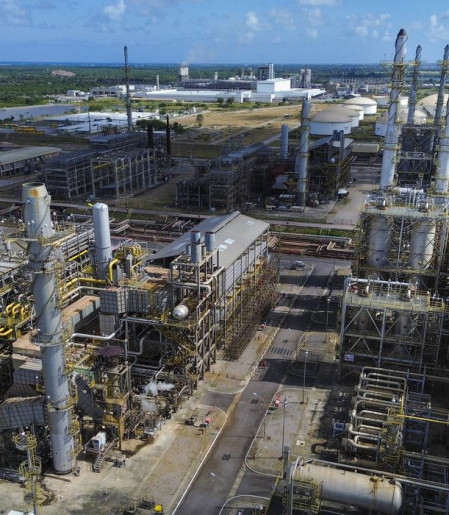 Petrobras reajusta preço do diesel em R$ 0,38 por litro