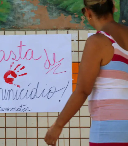 Artistas do hip hop podem enviar poemas contra machismo para coletânea