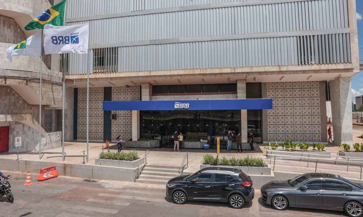 Justiça suspende uso de terrenos como garantia ao Banco de Brasília