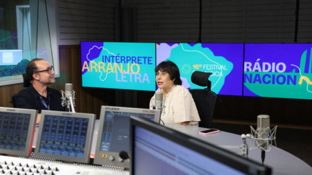 Rádio Nacional prepara série de entrevistas sobre 90 anos