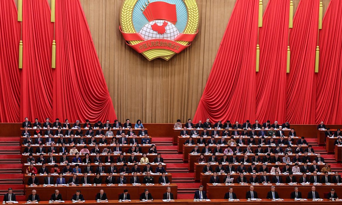 China mantém taxas de empréstimos pelo décimo mês consecutivo 