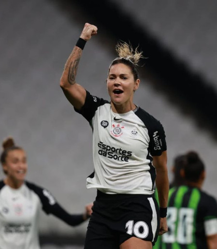 Sob o comando de Gabi Zanotti, Corinthians goleia América-MG