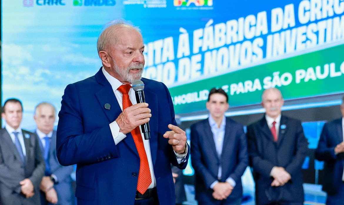 Lula defende parcerias externas para trazer novas tecnologias ao país