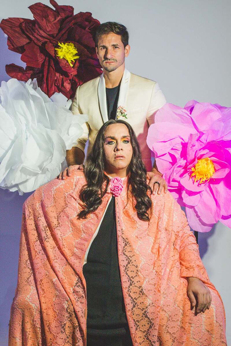 Eme Barbassa e Davi Tostes estão no elenco do espetáculo