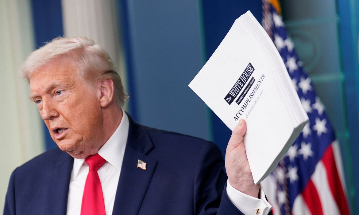 Trump pede que Irã aja rapidamente sobre plano de cessar-fogo