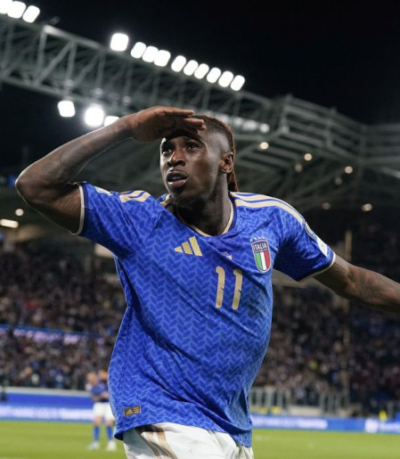 Itália vence e continua viva na luta por vaga para a Copa do Mundo