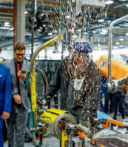 Lula diz que aumento do preço dos combustíveis é injustificável