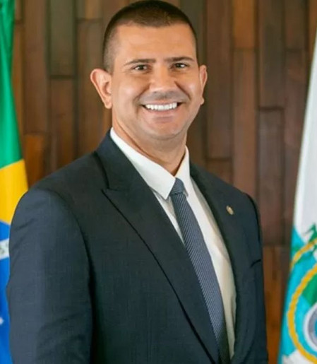 Douglas Ruas é eleito presidente da Alerj e será governador do Rio