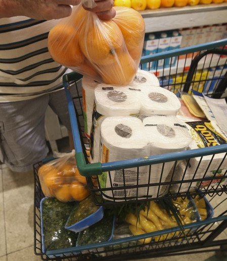 Prévia da inflação de março fica em 0,44%, pressionada por alimentos