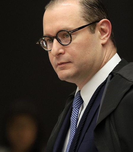 Zanin condena acusado de participar de trote misógino contra alunas