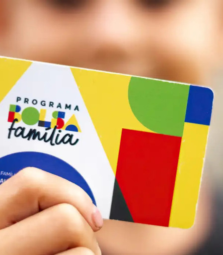 Caixa paga Bolsa Família a beneficiários com NIS de final 9