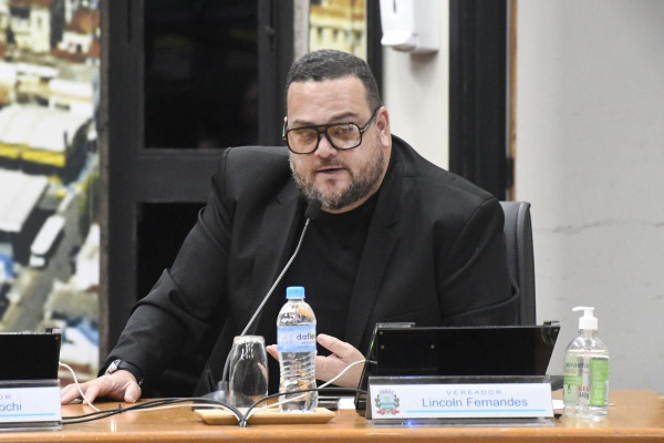 Defesa de Lincoln Fernandes pediu a suspensão do processo de cassação