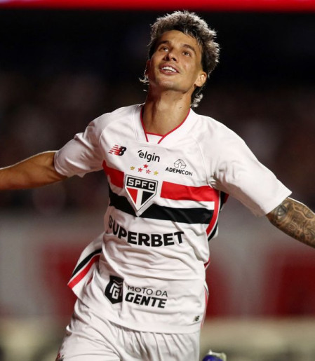 Brasileirão: Ferreira brilha e São Paulo aplica 4 a 1 no Cruzeiro