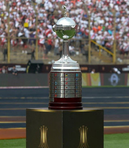Copa Libertadores 2026 começa com seis brasileiros na disputa