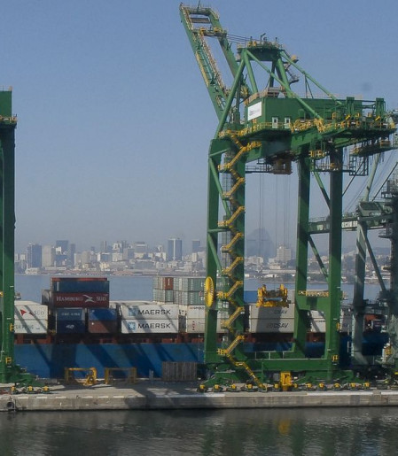 Exportações para o Oriente Médio caem 26% desde início da guerra