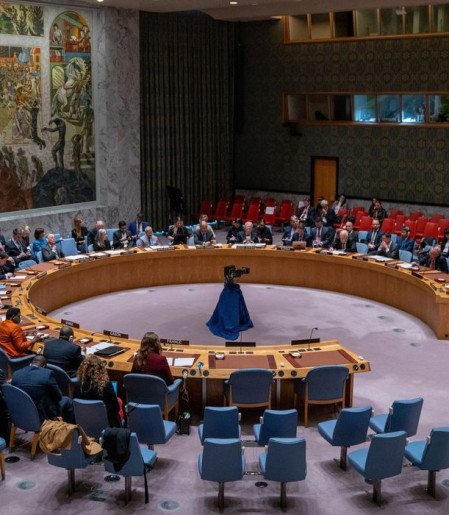 Rússia e China vetam resolução sobre Ormuz em Conselho de Segurança