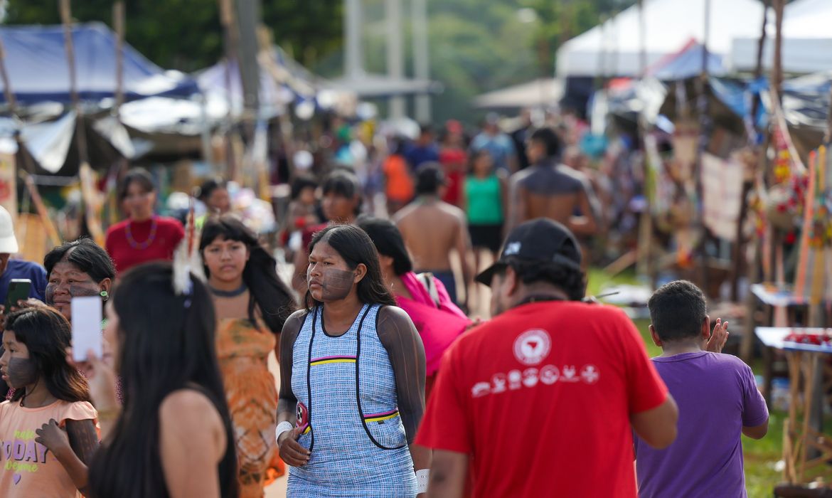 Indígenas cobram criação de comissão para apurar crimes da ditadura