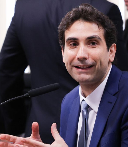 Orientação era investigar qualquer um, sem pirotecnia, diz Galípolo