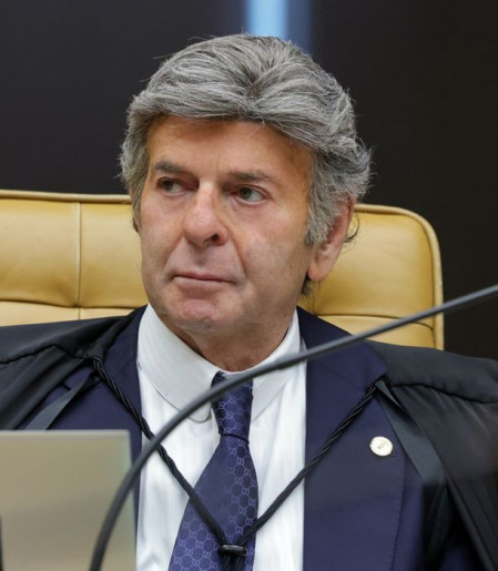 Fux vota por eleição indireta para o governo do Rio; placar está 1 a 1