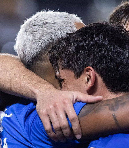 Matheus Pereira decide e Cruzeiro estreia da Libertadores com vitória