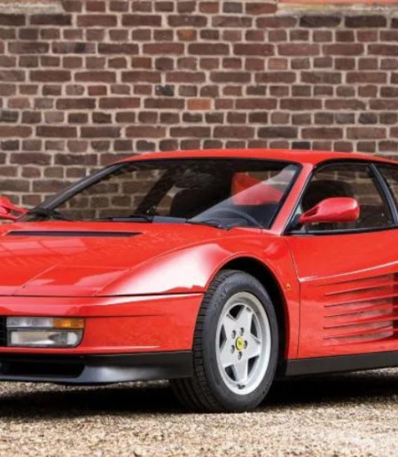 Ferrari Testarossa
