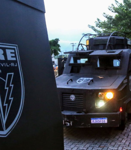 RJ: Operação na Maré apreende recorde de 48 toneladas de drogas