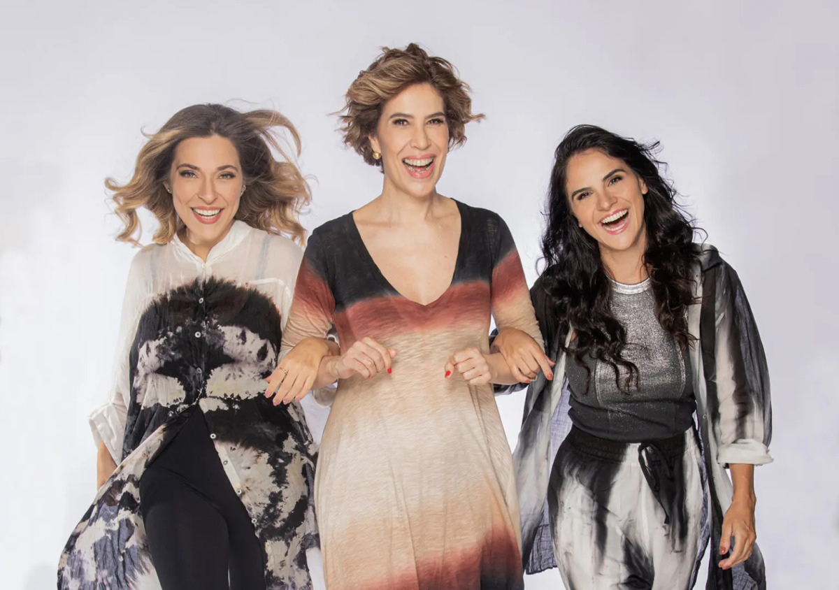 Júlia Rabello, Maria Clara Gueiros e Priscila Castello Branco em cena na comédia 