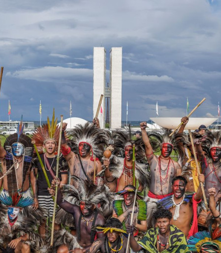 Indígenas levam a Itamaraty proposta de áreas livres de petróleo e gás