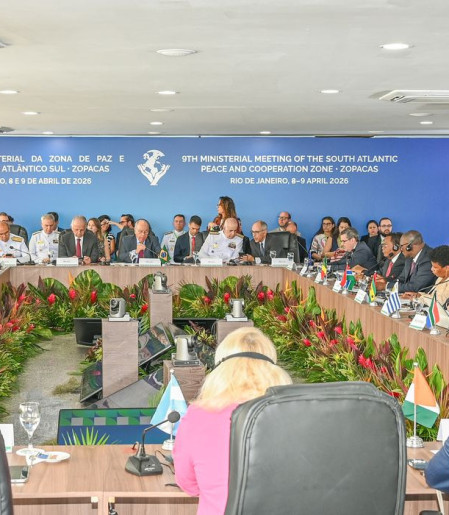 Países do Atlântico Sul defendem região livre de guerra e arma nuclear