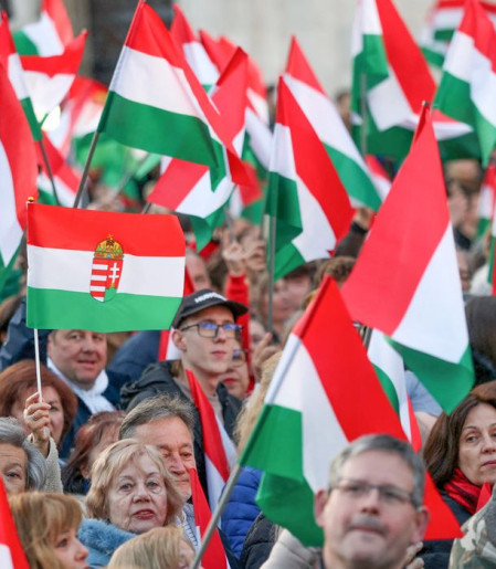 Hungria tem eleições neste domingo e Orbán pode deixar o poder