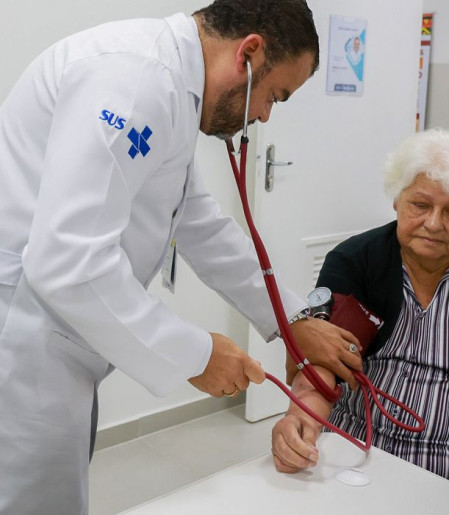 Vírus sincicial também traz risco para idosos, alertam especialistas