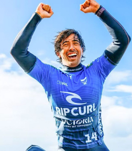 Miguel Pupo abre temporada do surfe com vitória em final brasileira