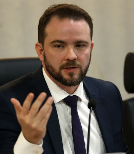 Nova versão do Desenrola será lançada após viagem de Lula, diz Durigan