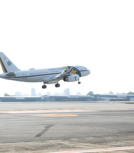 Lula lidera comitiva à Europa para encontros políticos e comerciais