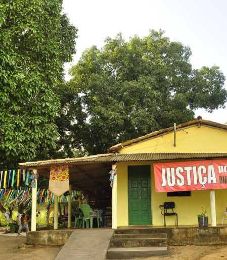 Julgamento de réus pela morte de mãe Bernadete será retomado amanhã