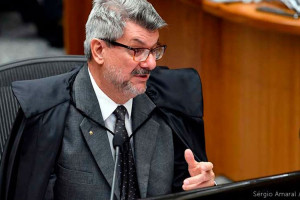 Ministro Nunes Marques abre inquérito contra Marco Buzzi, do STJ