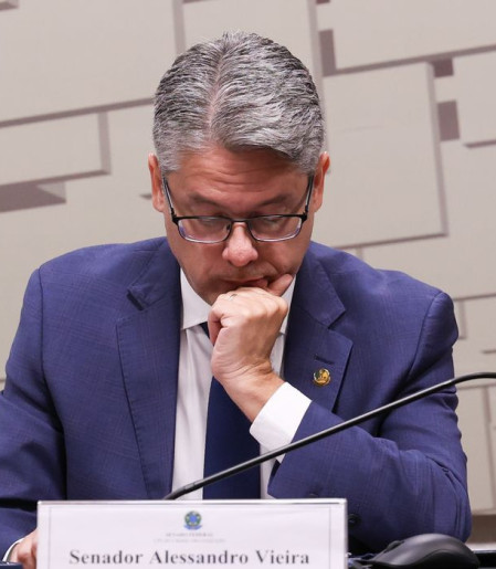 Relator da CPI pede indiciamentos de Toffoli, Moraes, Gilmar e Gonet