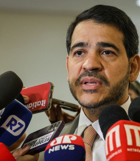 Parecer da indicação de Jorge Messias ao STF é lido na CCJ do Senado