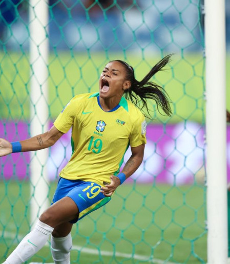 Seleção brasileira goleia Zâmbia por 6 a 1 no Fifa Series