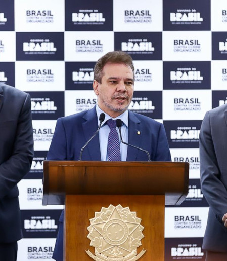 Governo federal prepara programa de combate ao crime organizado 