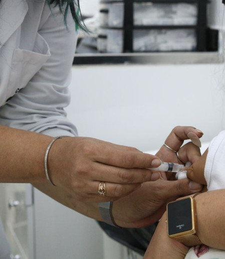 Síndrome Respiratória Aguda Grave aumenta em bebês até 2 anos 