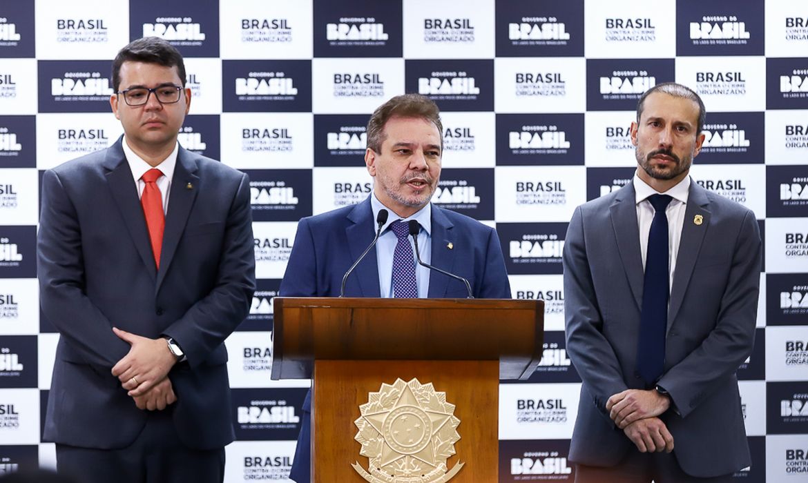 Governo federal prepara programa de combate ao crime organizado 