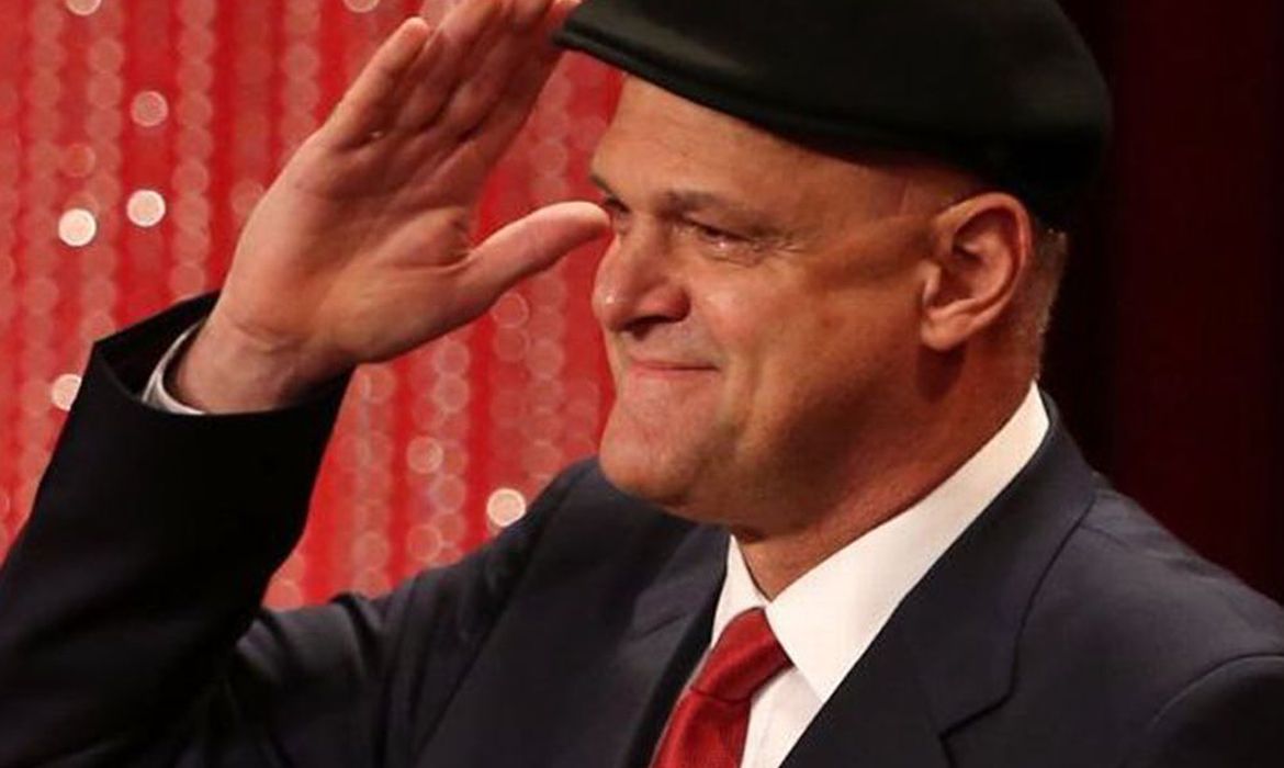 Oscar "uniu o país em torno das quadras", diz Lula 