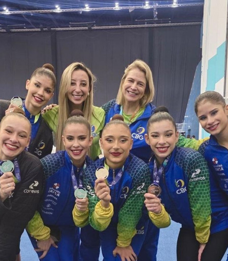 Brasil é prata com nova série de 5 bolas em etapa da Copa do Mundo