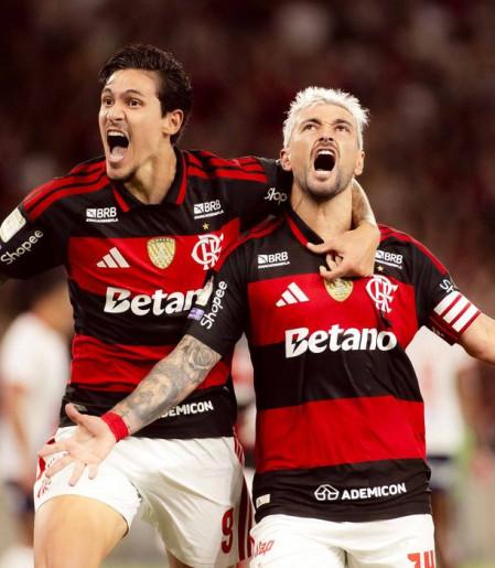 Fla estreia na Copa do Brasil com triunfo de 2 a 1 sobre o Vitória