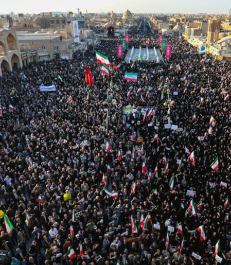 Guerra no Irã leva mais de 30 milhões de volta à pobreza